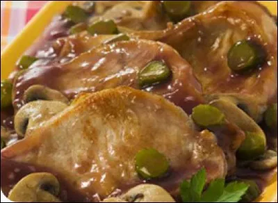 Quelle appellation prend cette préparation de côtes de porc dans laquelle les cornichons sont indispensables ?
