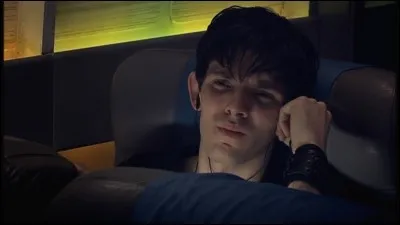 Pourquoi fait-elle ça ?