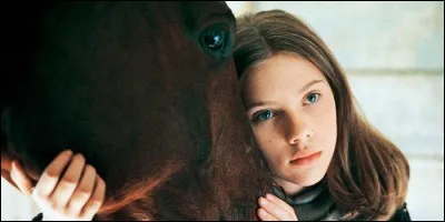 Quelle actrice joue le r&ocirc;le de Grace MacLean, la fille d'Annie dans le film "L'homme qui murmurait &agrave; l'oreille des chevaux (1998)" ?