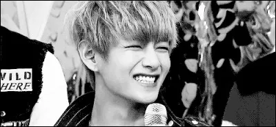 Comment est son sourire ?