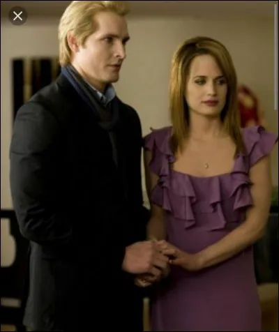 Quel est le nom d'Esmée ?