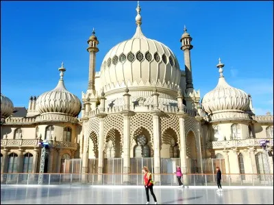 Combien y a-t-il d'habitants à Brighton depuis 2011 ?