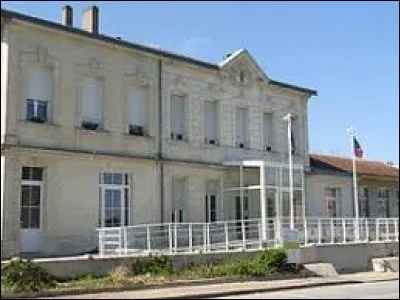Commune de Nouvelle-Aquitaine, dans le pays Gabaye, Lagorce se situe dans le d&eacute;partement ...