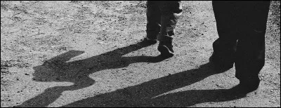 Un père et son fils ont 36 ans ensemble. Sachant que le père à 30 ans de plus que son fils, que est l'âge du petit garçon ?