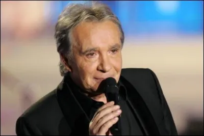 Lequel de ces acteurs est né le même jour que Michel Sardou ?