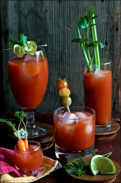 Quel alcool est indissociable du cocktail "Bloody Mary" ?
