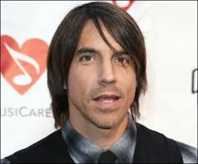 De quel groupe Anthony Kiedis est-il le leader ?