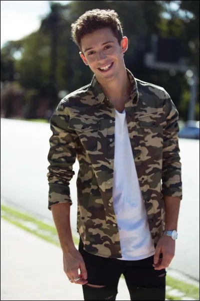 Quel âge a-t-il début 2018 ?