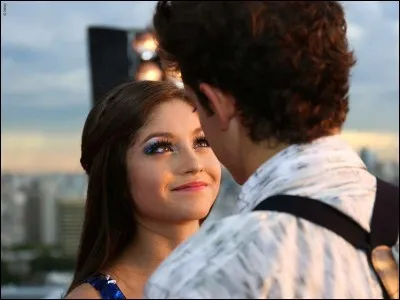 Quand a-t-elle commencé sa chaîne YouTube ?