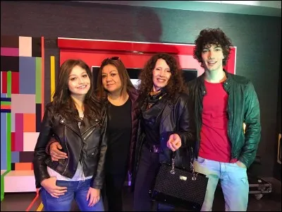 Comment s'appelle sa mère ?