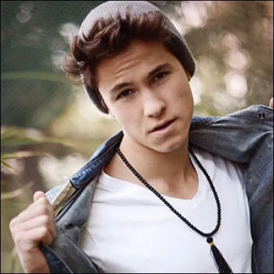 Quelle est la date de naissance de Michael Ronda ?