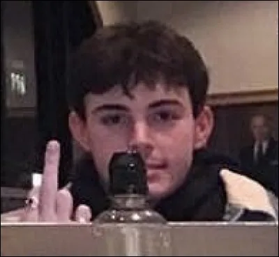 Vous &ecirc;tes convoqu&eacute; chez le directeur :