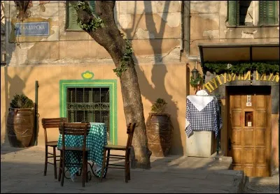 Une des plus anciennes cités d'Europe - Ville construite au confluent de la Save et du Danube - La mosquée Bajrakli - L'aéroport international Nikola Tesla