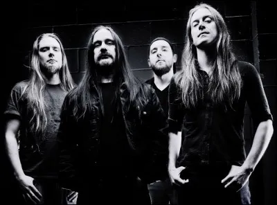 Tous les membres de Carcass sont végétariens.