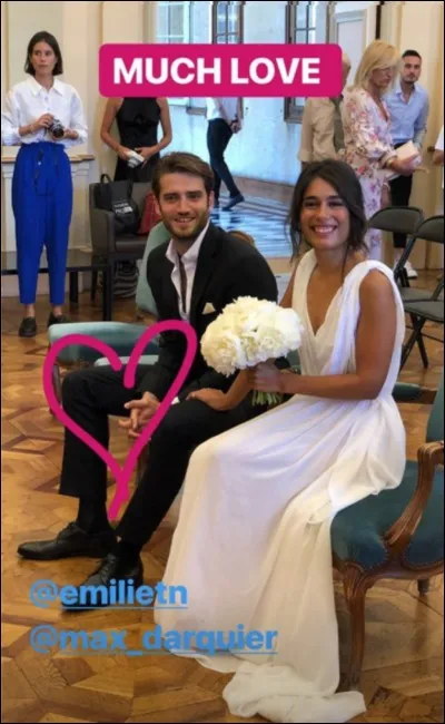 Emilie s'est mariée en juillet 2018 avec son compagnon, Maxime Darquier, lui aussi chroniqueur dans une émission de France 5. 
Laquelle ?