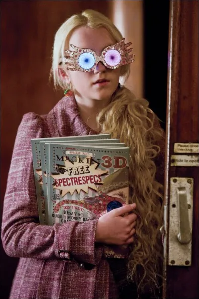 Quelle est la preuve de l'amitié forte entre Ginny Weasley et Luna Lovegood, même 19 ans plus tard ?