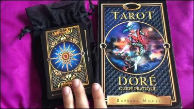 Combien de cartes compte un jeu de tarot ?