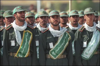 Au début de ce conflit, l'Iran doit notamment sa résistance grâce à la création d'une milice spéciale appelée :