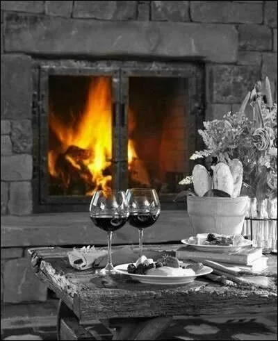 Qui s'adressait au "petit garçon" en chantant "Il pleut sur le jardin, je vais faire du feu, je n'ai pas de chagrin, on est là tous les deux seuls, attends, je sais des histoires" ?