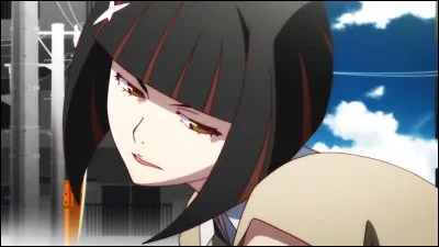 Comment s'appelle le maître de Yotsugi Ononoki ?