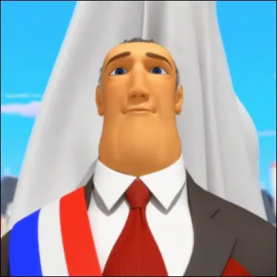 Son père est le maire de Paris.