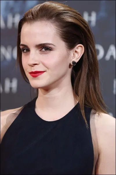 Emma Watson a eu recours à la chirurgie