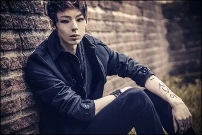 Max Xiahn a eu recours à la chirurgie