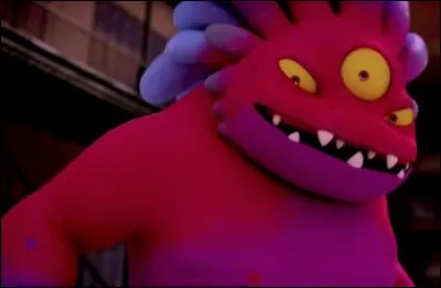 Dans "Horrificator", quand la classe de Mlle Bustier tourne son film, qui s'occupe du maquillage ?