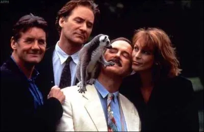 Dans le trs marrant 'Cratures Froces', on retrouve la bande d'acteurs qui avait jou dans...