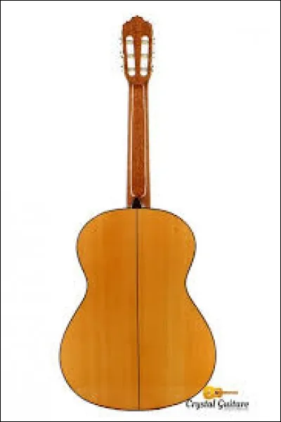 Combien y a-t-il de cordes à une guitare classique ?