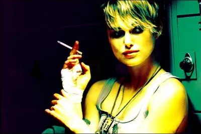 Quel est le mtier de Domino Harvey alias Keira Knightley dans le film 'Domino' (2005) ?