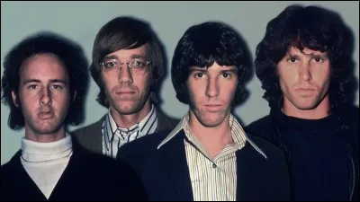 Ce groupe a-t-il composé une partie de la bande originale du film "Apocalypse Now" ?