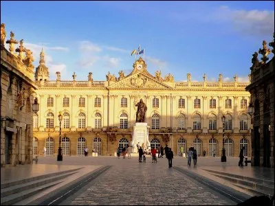 La Place Stanislas est inscrite au patrimoine de l'UNESCO.