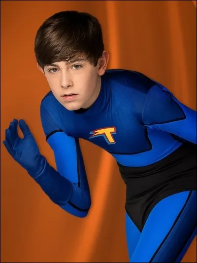 Comment s'appelle le garçon ?