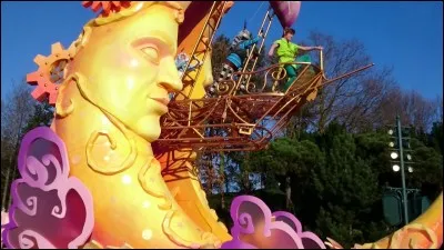 Quel est le titre de la chanson qui l'accompagne ?