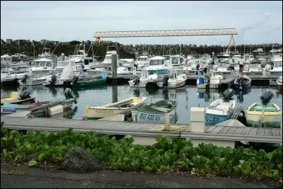 Quel type de ports poss&egrave;de la commune ?