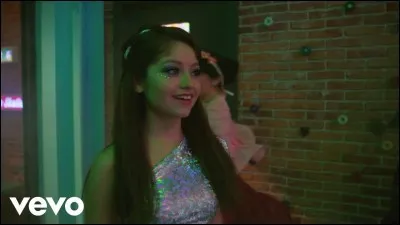 Que veut dire "Siempre juntos" ?