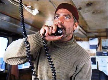 Avec quel autre acteur George Clooney navigue-t-il dans le film 'En pleine temp�te' ?