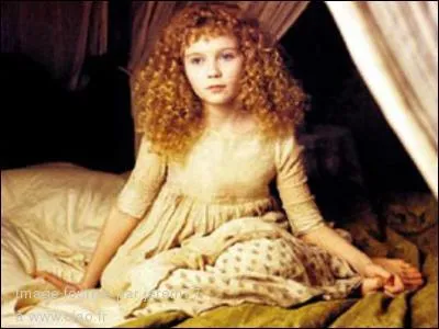 Quelle jeune actrice, encore m�connue, accompagnait les deux vampires Lestat et Louis dans 'Entretien avec un vampire' en 1994 ?