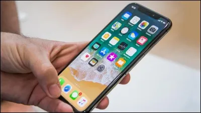 Vous venez d'acheter un téléphone, que faites-vous en premier ?