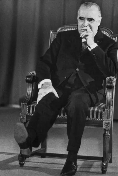 Quel président de la République française a succédé à Georges Pompidou ?