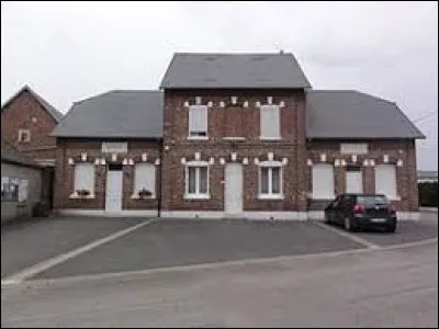 Benay est un village des Hauts-de-France situ&eacute; dans le d&eacute;partement ...