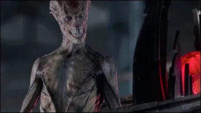 Comment se nommaient les Aliens qui avaient envahi terre-1 ?