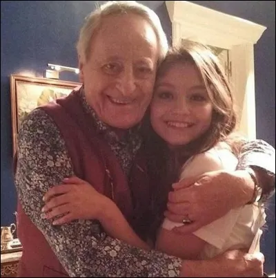 Qui est le grand-père biologique de Luna ?