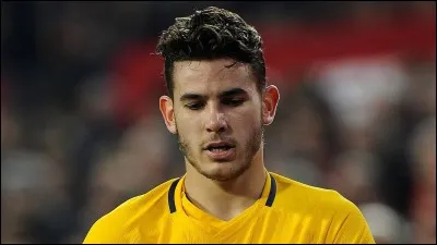 Qui est ce joueur de l'équipe de France ? (Son frère se nomme Théo ! )