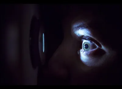 Beaucoup nous expliqueront que la couleur faisant l'objet de cette question n'en est pas une et symbolise simplement une absence de lumière...