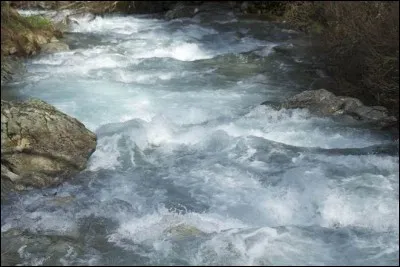 Dans quel domaine utilise-t-on l'eau-forte ?