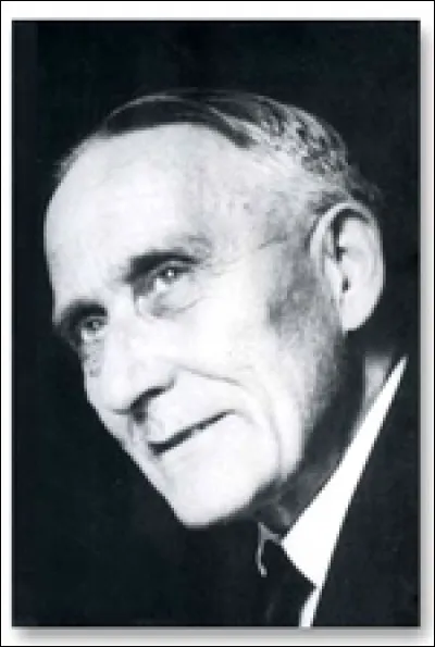 À propos de quel homme, prêtre catholique et islamologue, investigateur d'un dialogue et d'amitiés entre l'islam et le christianisme le poète Louis Aragon dit : "Un des hommes qui signifient la France vient de disparaître", lors de sa mort ?