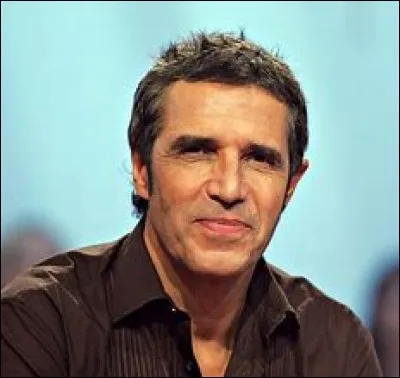 Quel est le vrai nom de ce chanteur ?