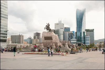 De quel pays Oulan-Bator est-elle la capitale ?